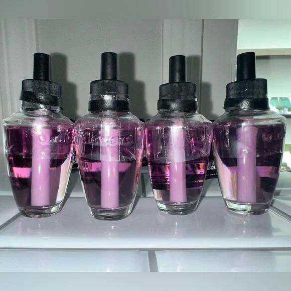 4 Pink Pineapple Sunrise Wallflower Refills - Picture 3 of 4